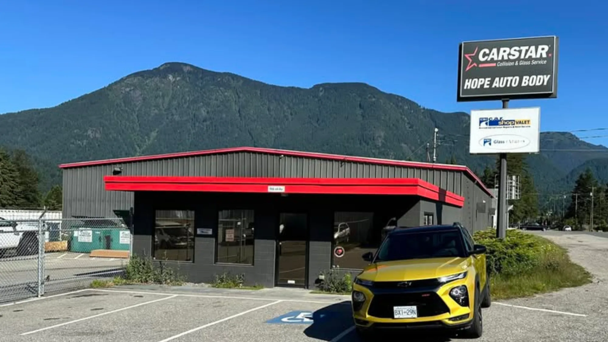 CARSTAR Hope - Hope Auto Body storefront